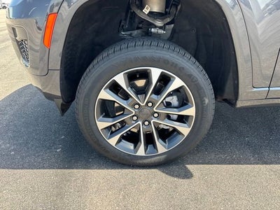 2023 Jeep Grand Cherokee L Overland 4x4