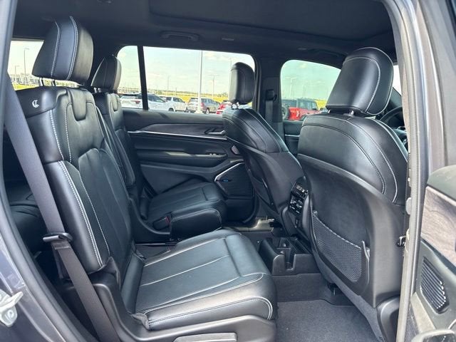 2023 Jeep Grand Cherokee L Overland 4x4