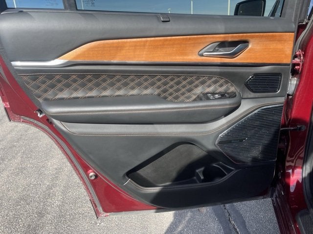 2022 Jeep Grand Cherokee L Summit Reserve 4x4