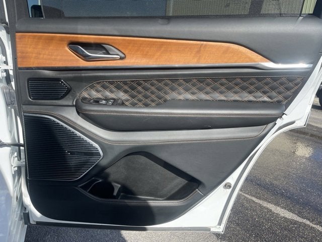 2023 Jeep Grand Cherokee L Summit Reserve 4x4