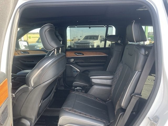 2023 Jeep Grand Cherokee L Summit Reserve 4x4