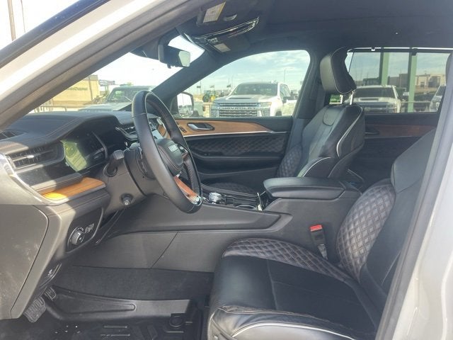 2023 Jeep Grand Cherokee L Summit Reserve 4x4