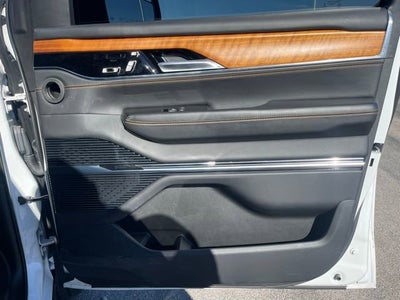 2023 Jeep Grand Wagoneer L Series III 4x4