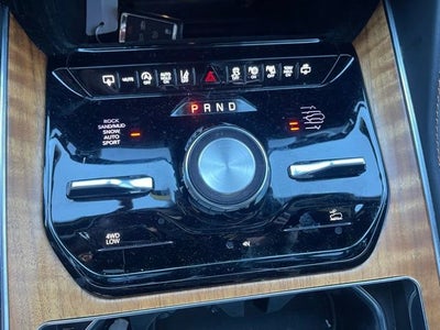 2023 Jeep Grand Wagoneer L Series III 4x4