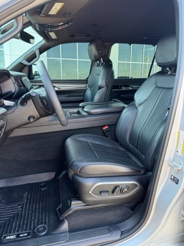 2023 Jeep Wagoneer Series II