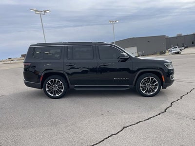 2022 Jeep Wagoneer Series II 4x4