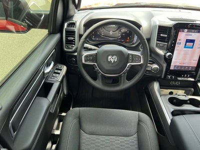 2025 RAM 1500 Big Horn Crew Cab 4x4 5'7' Box