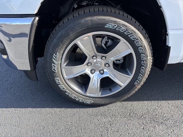 2026 RAM Ram 1500 RAM 1500 TRADESMAN CREW CAB 4X4 5'7' BOX