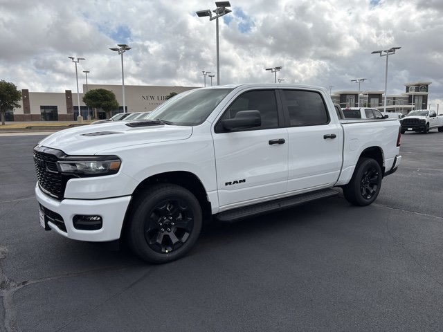 2027 RAM Ram 1500 RAM 1500 EXPRESS CREW CAB 4X4 5'7' BOX