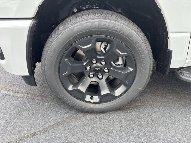 2027 RAM Ram 1500 RAM 1500 EXPRESS CREW CAB 4X4 5'7' BOX