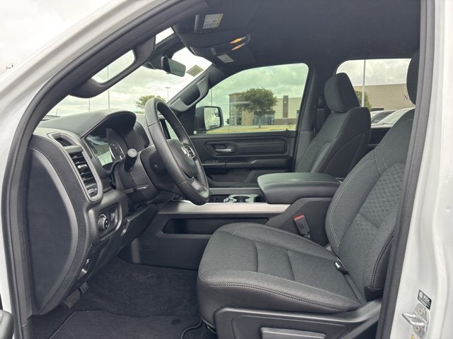 2027 RAM Ram 1500 RAM 1500 EXPRESS CREW CAB 4X4 5'7' BOX