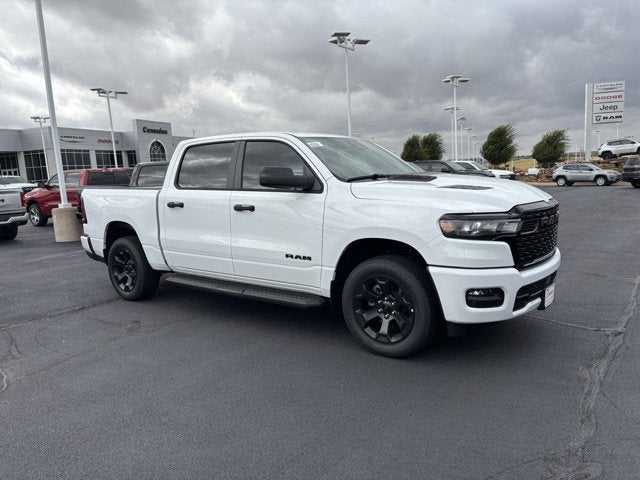2027 RAM Ram 1500 RAM 1500 EXPRESS CREW CAB 4X4 5'7' BOX
