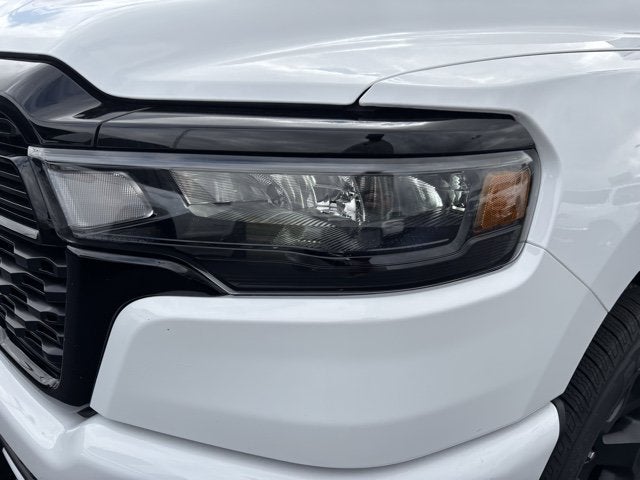 2027 RAM Ram 1500 RAM 1500 EXPRESS CREW CAB 4X4 5'7' BOX