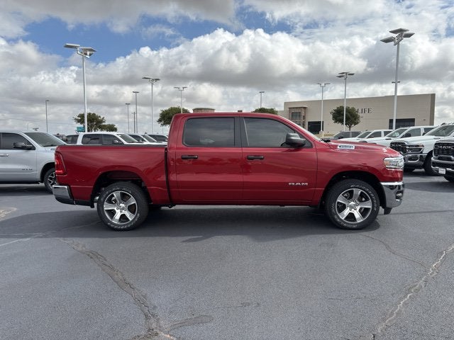 2026 RAM Ram 1500 RAM 1500 TRADESMAN CREW CAB 4X4 5'7' BOX