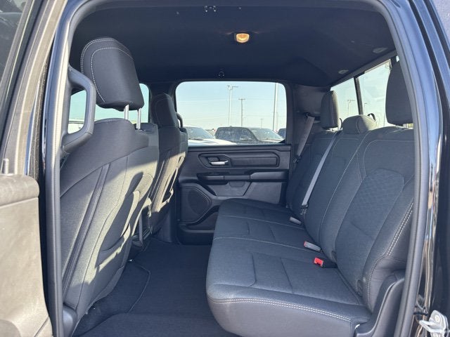 2027 RAM Ram 1500 RAM 1500 EXPRESS CREW CAB 4X4 5'7' BOX
