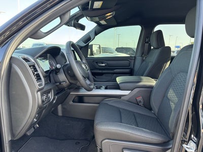 2027 RAM Ram 1500 RAM 1500 EXPRESS CREW CAB 4X4 5'7' BOX