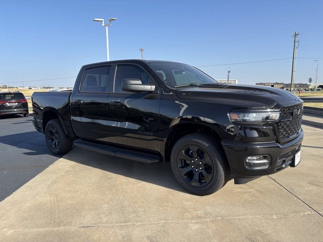 2027 RAM Ram 1500 RAM 1500 EXPRESS CREW CAB 4X4 5'7' BOX