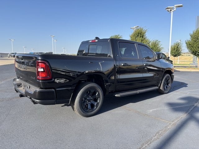 2027 RAM Ram 1500 RAM 1500 EXPRESS CREW CAB 4X4 5'7' BOX