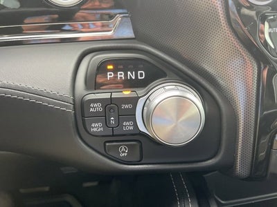 2025 RAM 1500 Limited Crew Cab 4x4 5'7' Box