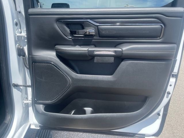 2022 RAM 1500 Limited Crew Cab 4x4 5'7' Box