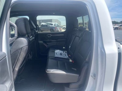 2022 RAM 1500 Limited Crew Cab 4x4 5'7' Box
