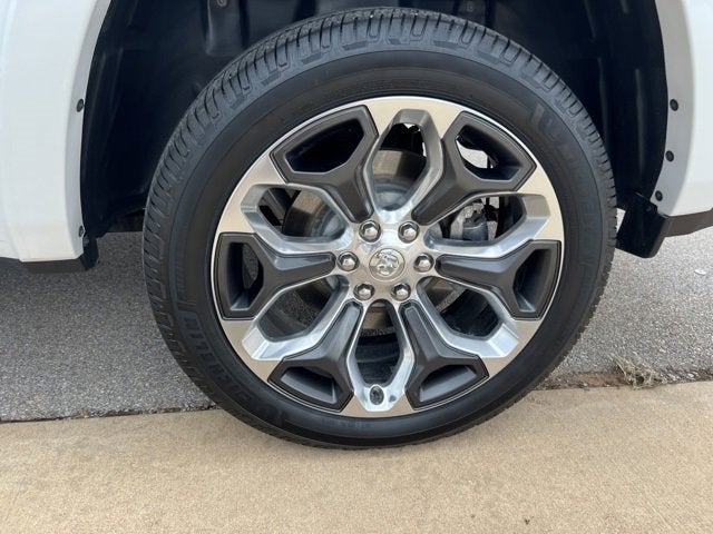 2022 RAM 1500 Limited Crew Cab 4x4 5'7' Box