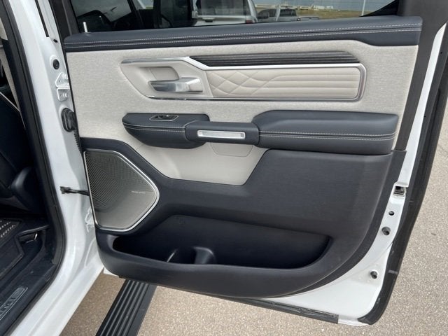 2022 RAM 1500 Limited Crew Cab 4x4 5'7' Box