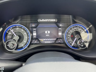 2022 RAM 1500 Limited Crew Cab 4x4 5'7' Box