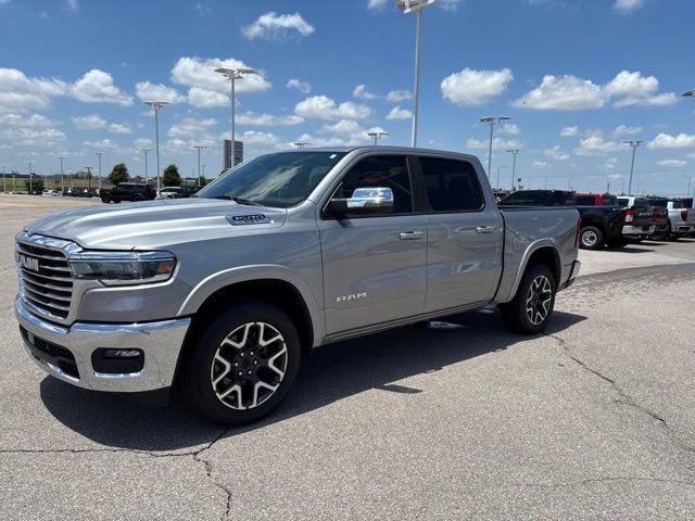 2025 RAM 1500 Laramie Crew Cab 4x4 5'7' Box