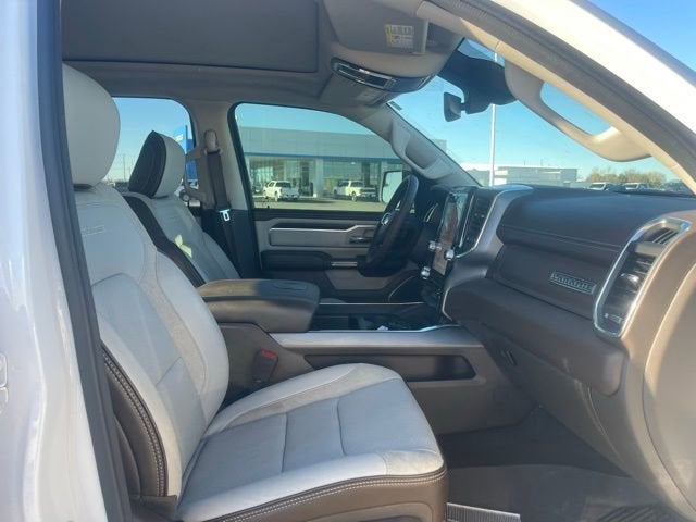 2025 RAM 1500 Laramie Crew Cab 4x4 5'7' Box