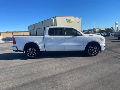 2025 RAM 1500 Laramie Crew Cab 4x4 5'7' Box