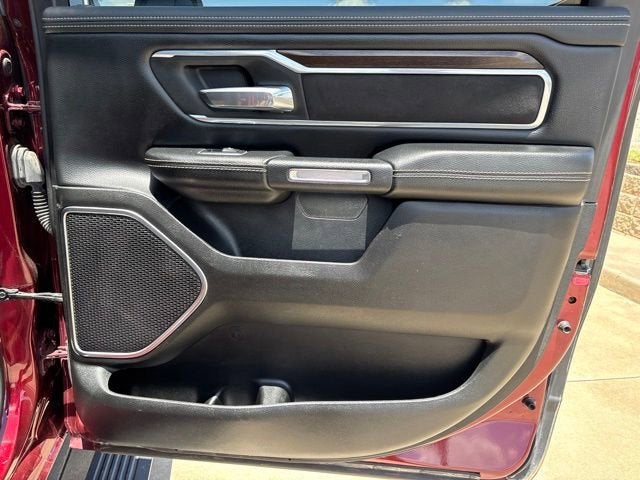 2022 RAM 1500 Laramie Crew Cab 4x4 5'7' Box