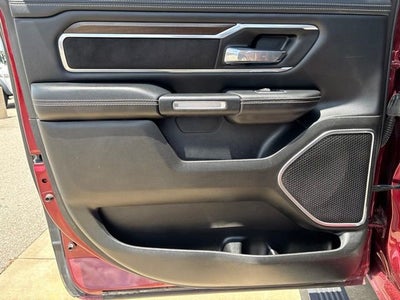 2022 RAM 1500 Laramie Crew Cab 4x4 5'7' Box