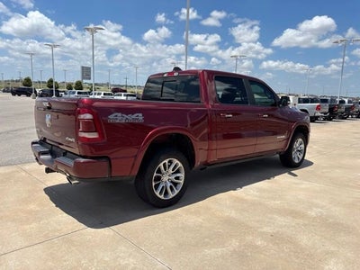 2022 RAM 1500 Laramie Crew Cab 4x4 5'7' Box