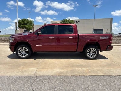 2022 RAM 1500 Laramie Crew Cab 4x4 5'7' Box