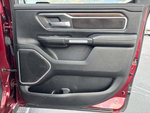 2021 RAM 1500 Laramie Crew Cab 4x4 5'7' Box