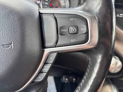 2021 RAM 1500 Laramie Crew Cab 4x4 5'7' Box