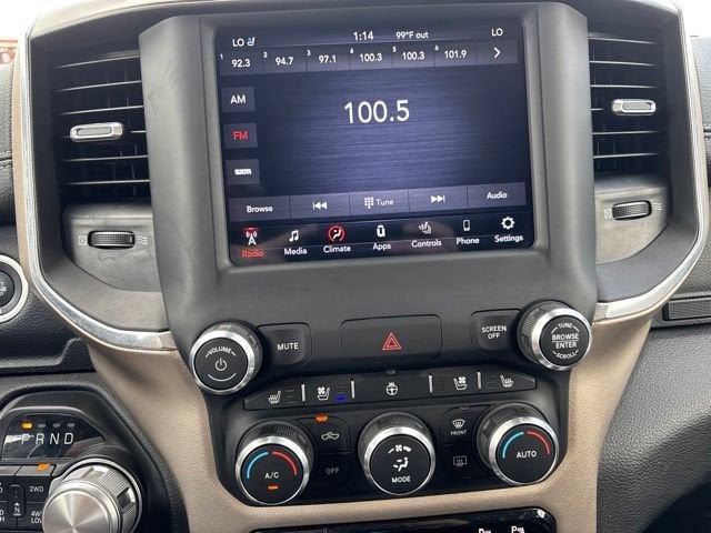 2021 RAM 1500 Laramie Crew Cab 4x4 5'7' Box