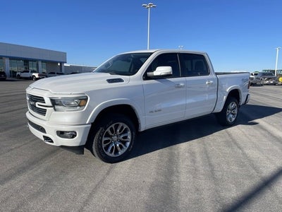 2022 RAM 1500 Laramie Crew Cab 4x4 5'7' Box