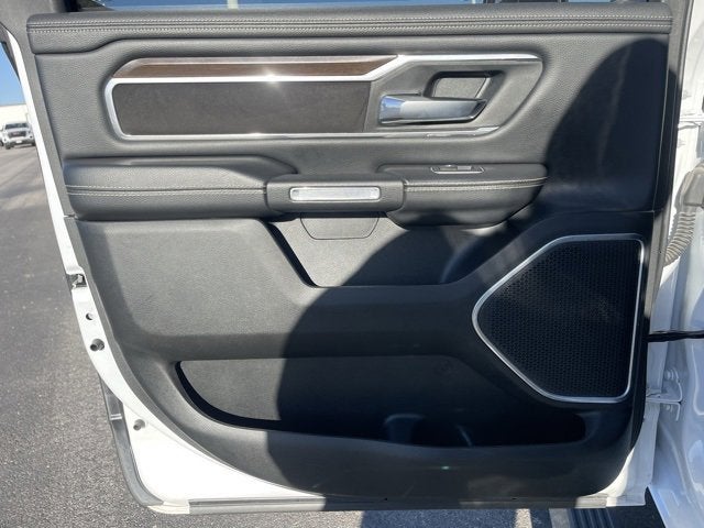 2022 RAM 1500 Laramie Crew Cab 4x4 5'7' Box