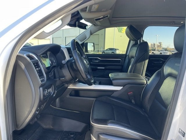 2022 RAM 1500 Laramie Crew Cab 4x4 5'7' Box