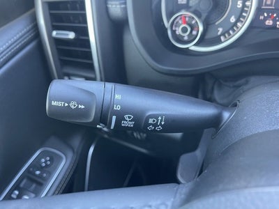 2022 RAM 1500 Laramie Crew Cab 4x4 5'7' Box