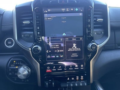 2022 RAM 1500 Laramie Crew Cab 4x4 5'7' Box