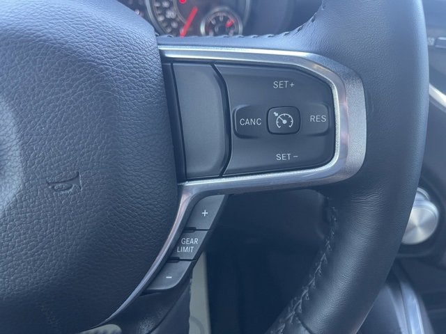 2023 RAM 1500 Laramie Crew Cab 4x4 5'7' Box