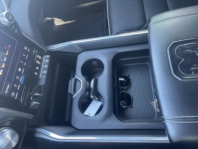 2023 RAM 1500 Laramie Crew Cab 4x4 5'7' Box