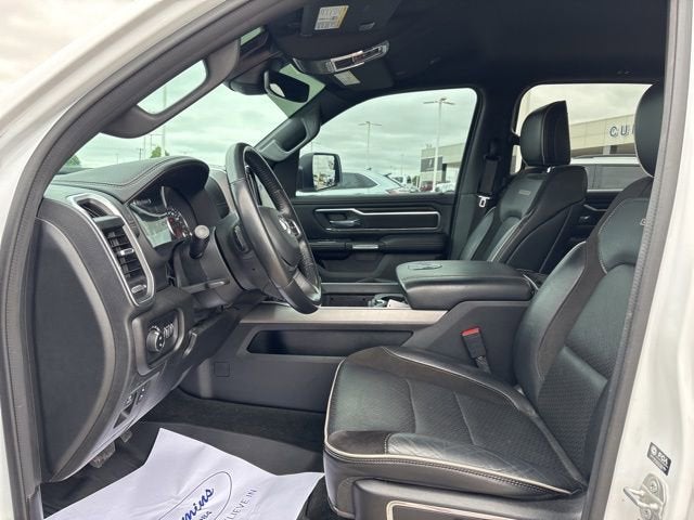 2023 RAM 1500 Laramie Crew Cab 4x4 5'7' Box