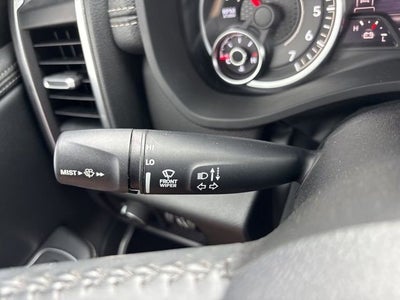 2023 RAM 1500 Laramie Crew Cab 4x4 5'7' Box