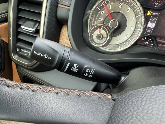 2022 RAM 1500 Limited Longhorn Crew Cab 4x4 5'7' Box