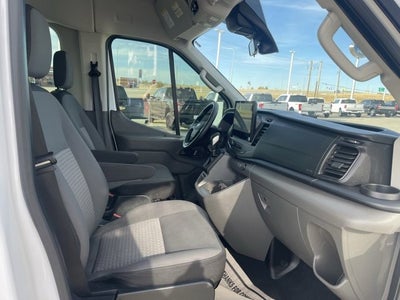 2022 Ford Transit Passenger Wagon XLT