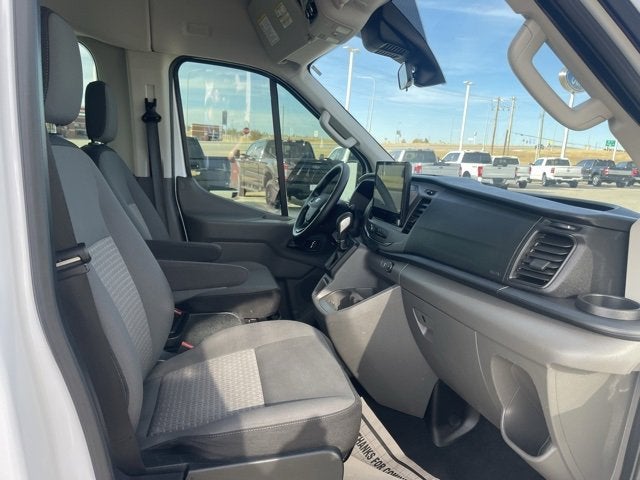 2022 Ford Transit Passenger Wagon XLT
